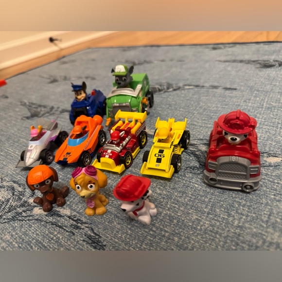 Paw Patrol toys - Picture 4 of 4